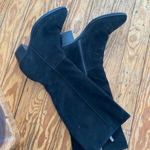 La Canadienne Suede Heeled Boots